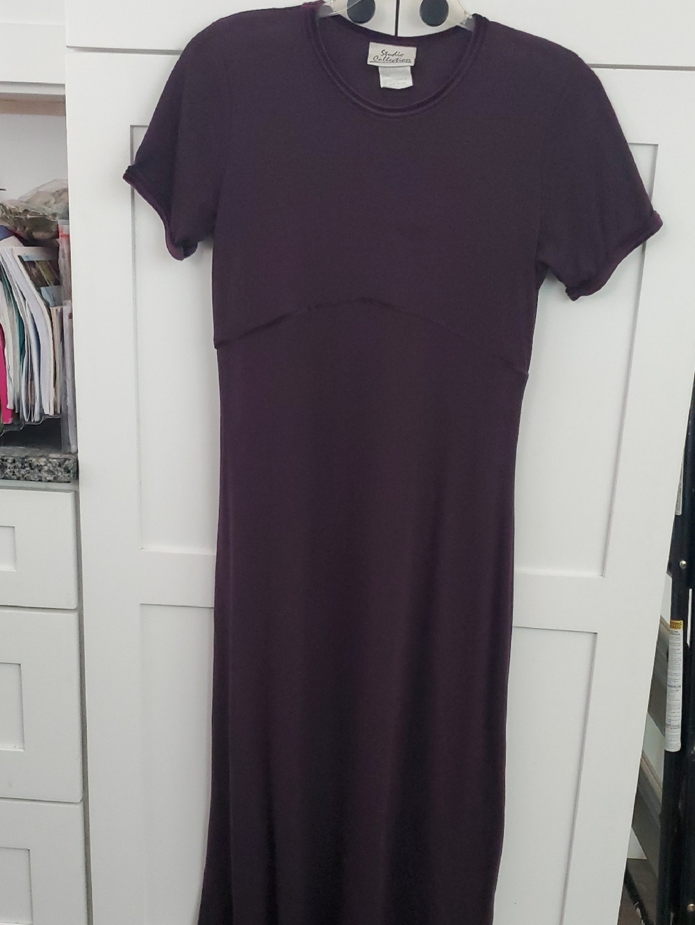 Studio M Plum Midi Dress with Short Sleeves